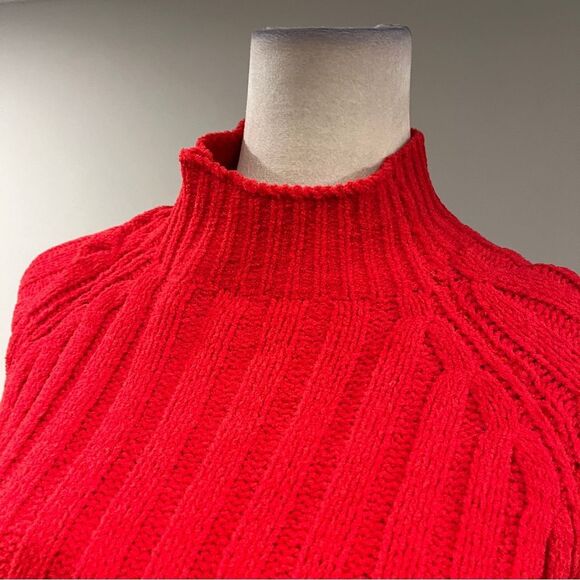 American Eagle Red Cable Knit crop Sweater size medium - Picture 2 of 12